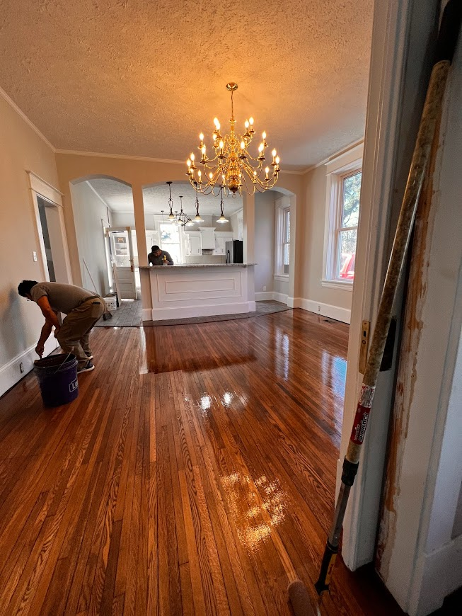 DI&G / Hardwood Floors & Restorations refinish